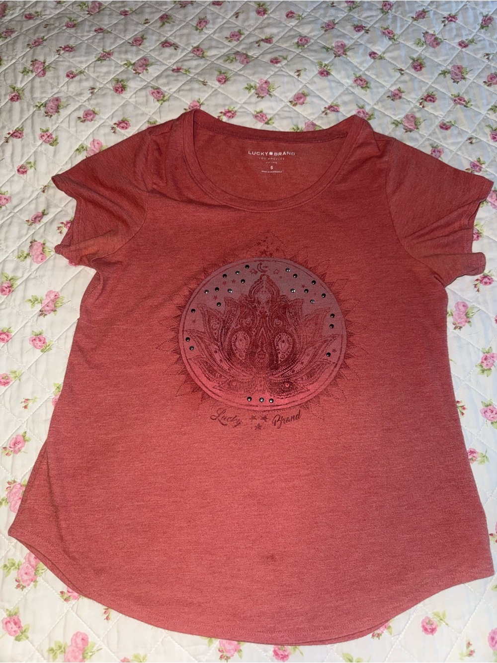 Lucky Brand red & pink salmon graphic tee with lotus flower